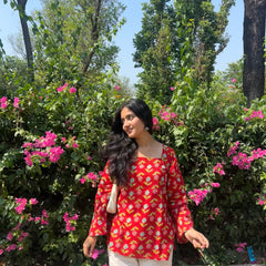 Women Red Floral Printed Cotton Square Neck Top