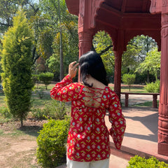 Women Red Floral Printed Cotton Square Neck Top