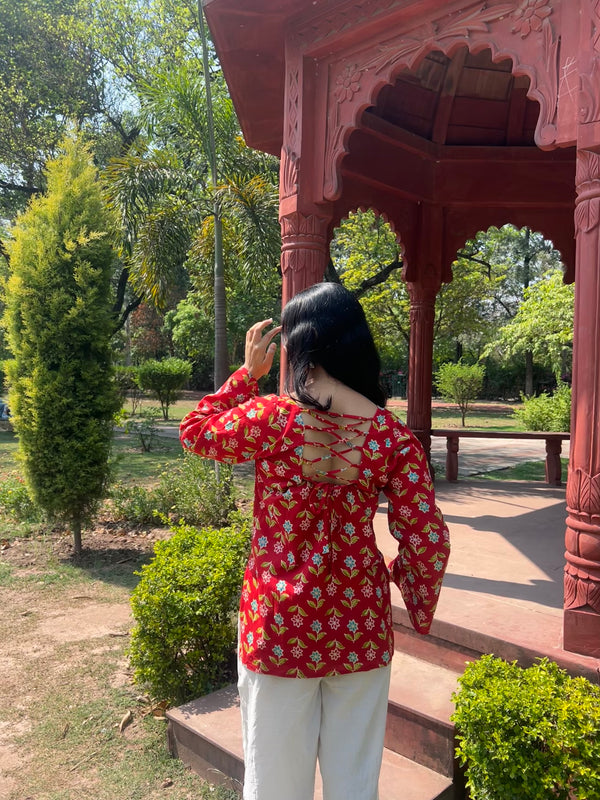Women Red Floral Printed Cotton Square Neck Top