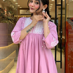 Women's Pink Embroidered Pure Cotton Suit Set 