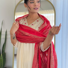 Graceful Silk Embroidered Suit Set Offwhite