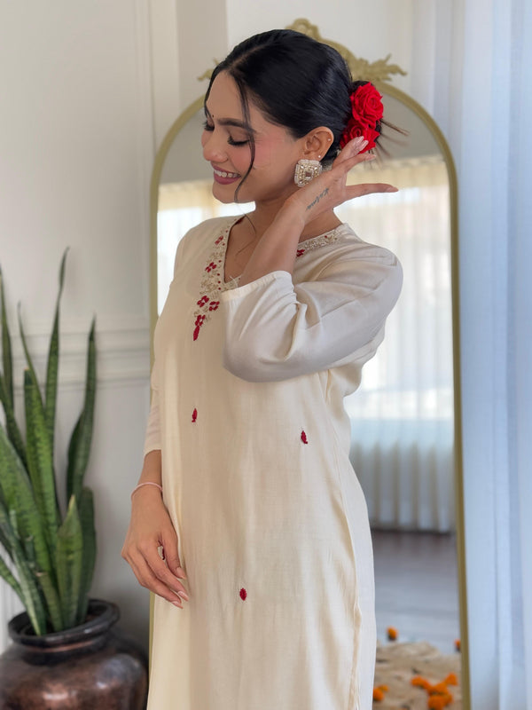 Graceful Silk Embroidered Suit Set Offwhite