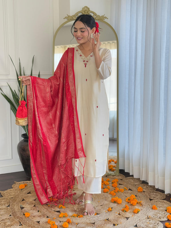 Graceful Silk Embroidered Suit Set Offwhite