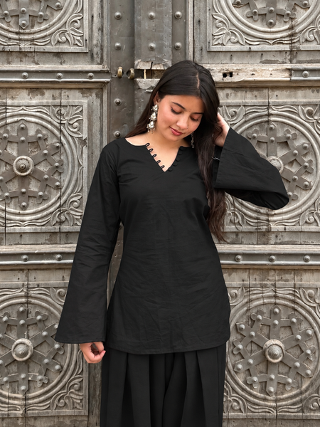 Black Solid Farsi Kurta Set with Wide-Leg Pants