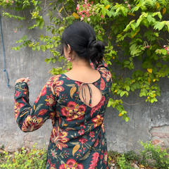 Women's Black Floral Printed Sweetheart Neck Cotton Top